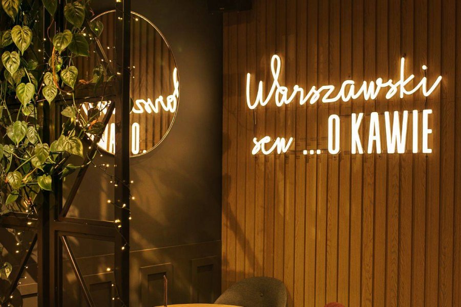 Neony ledowe w Warszawie – jak wyróżnić swoją markę światłem