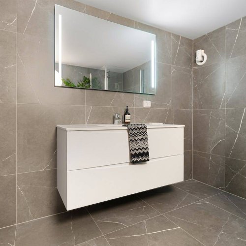 Jak zabezpieczyć fugi przed zabrudzeniem i grzybem?