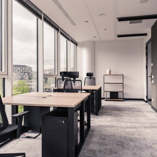 Najbardziej polecane biuro coworkingowe w Warszawie? Poznaj przestrzeń The Shire