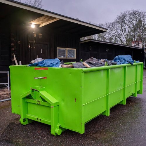 Jak uniknąć nieprzyjemnego zapachu z kontenera?