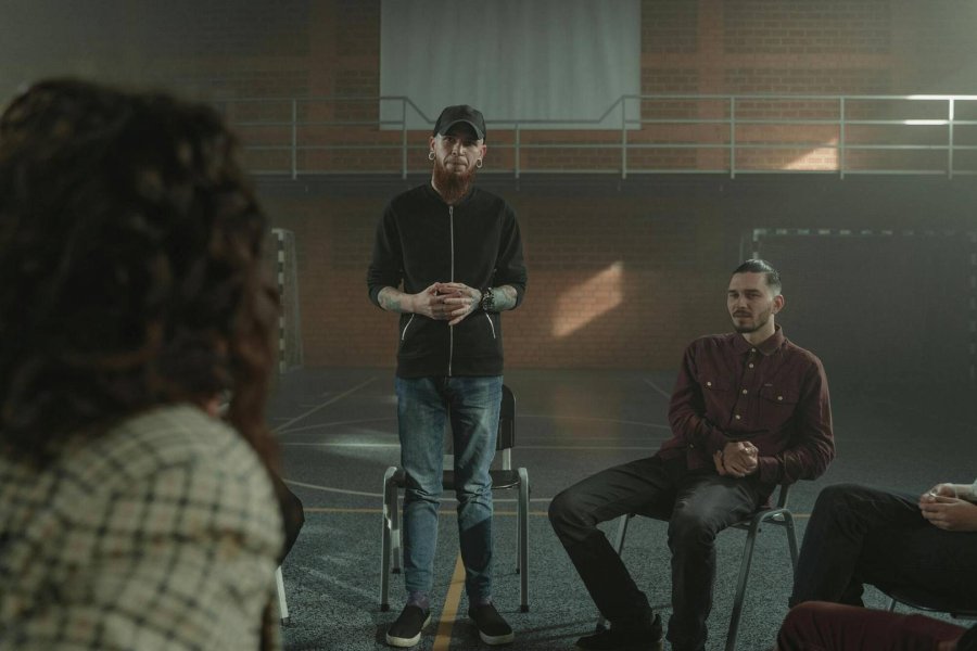 Ośrodek leczenia uzależnień pod Warszawą – jak wygląda droga do zdrowia?